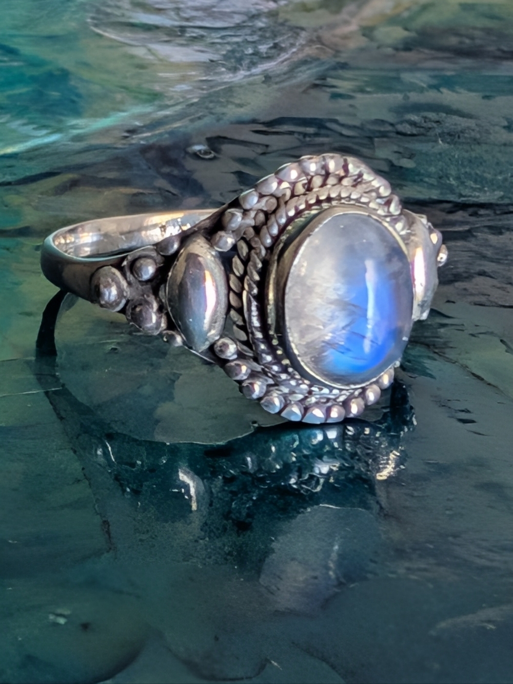 🆕 Sterling Silver Rainbow Moonstone Ring with Blue Flash Size 7 - Picture 6 of 8